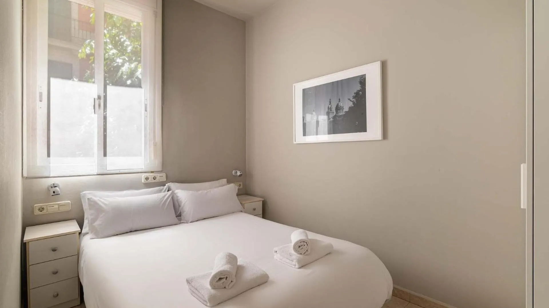 Stay U-Nique Apartments Torre Damians Barcelona Hiszpania